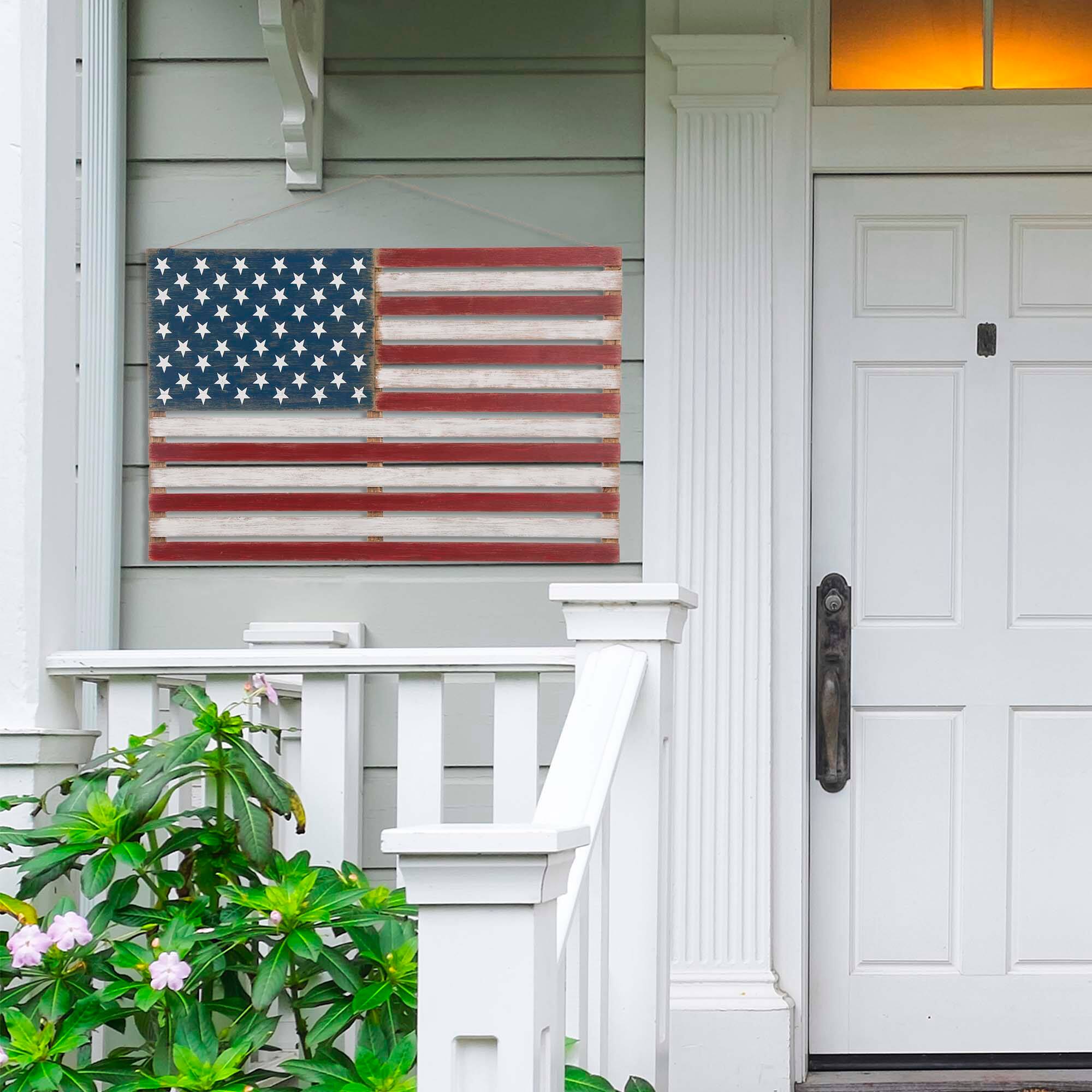 Glitzhome® Wooden American Flag Hanging Wall Decor